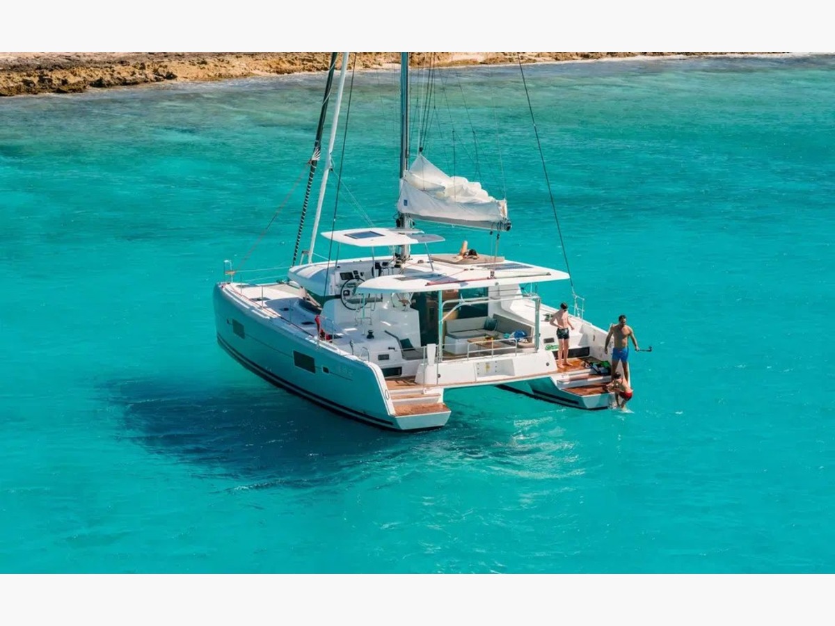LAGOON 42