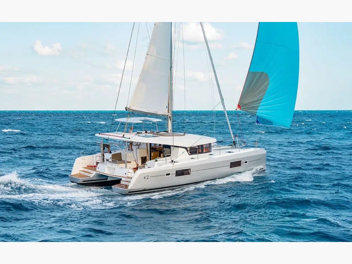 LAGOON 42