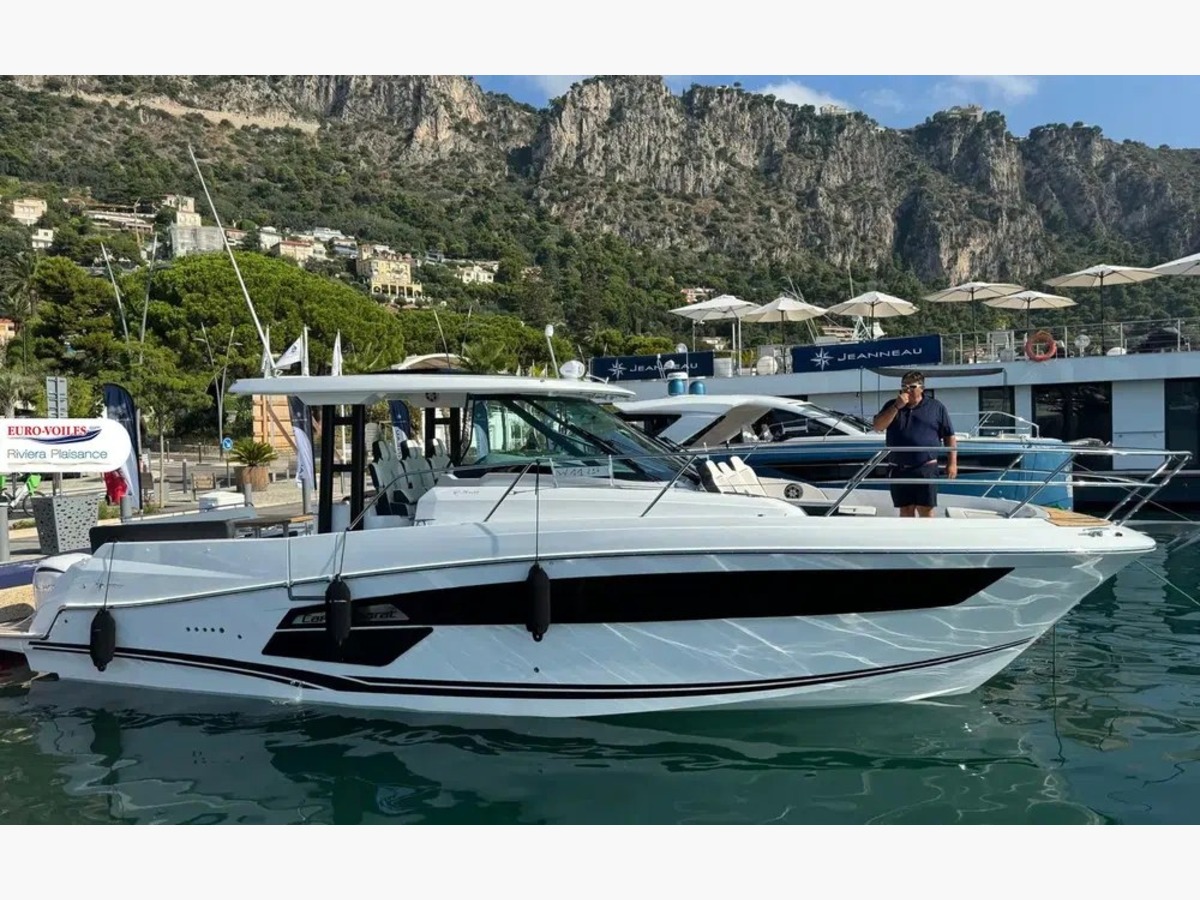 CAP CAMARAT 12.5 WA