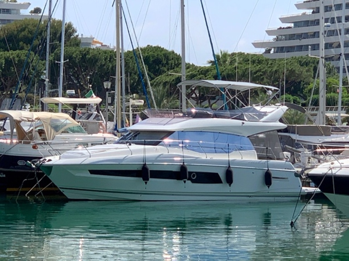 PRESTIGE 460
