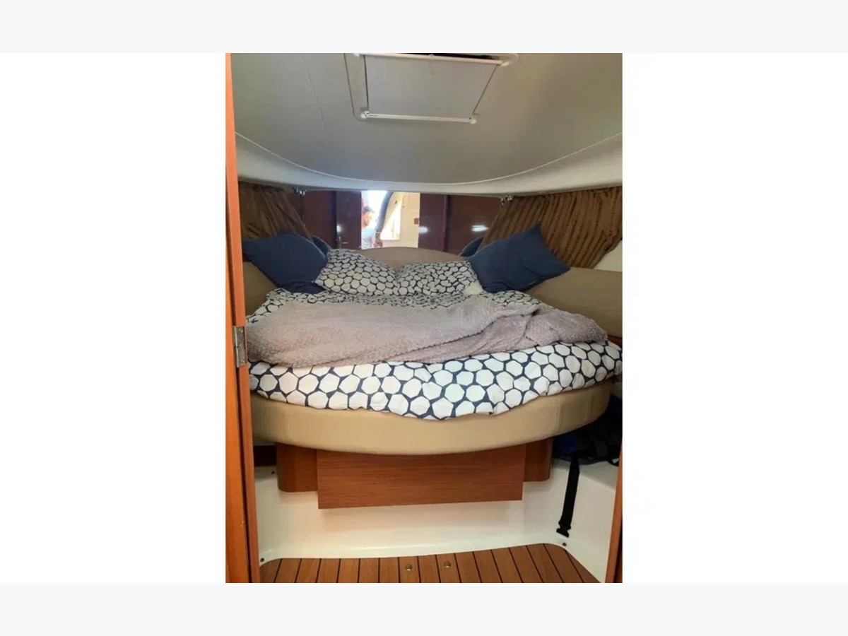 PRESTIGE 34