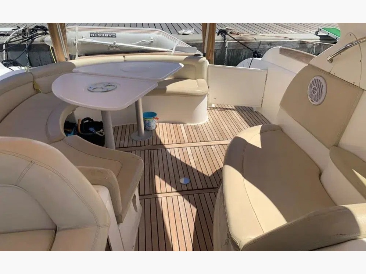 PRESTIGE 34