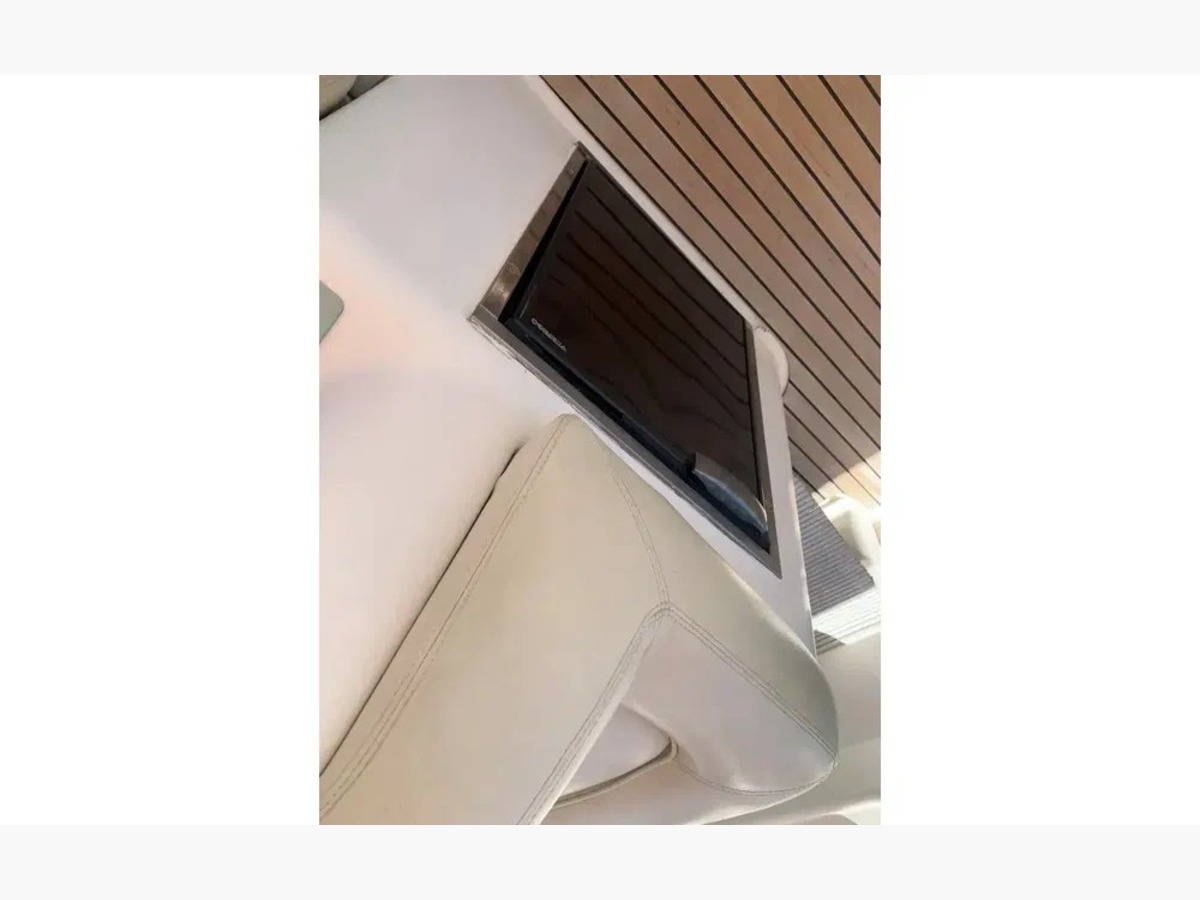 PRESTIGE 34
