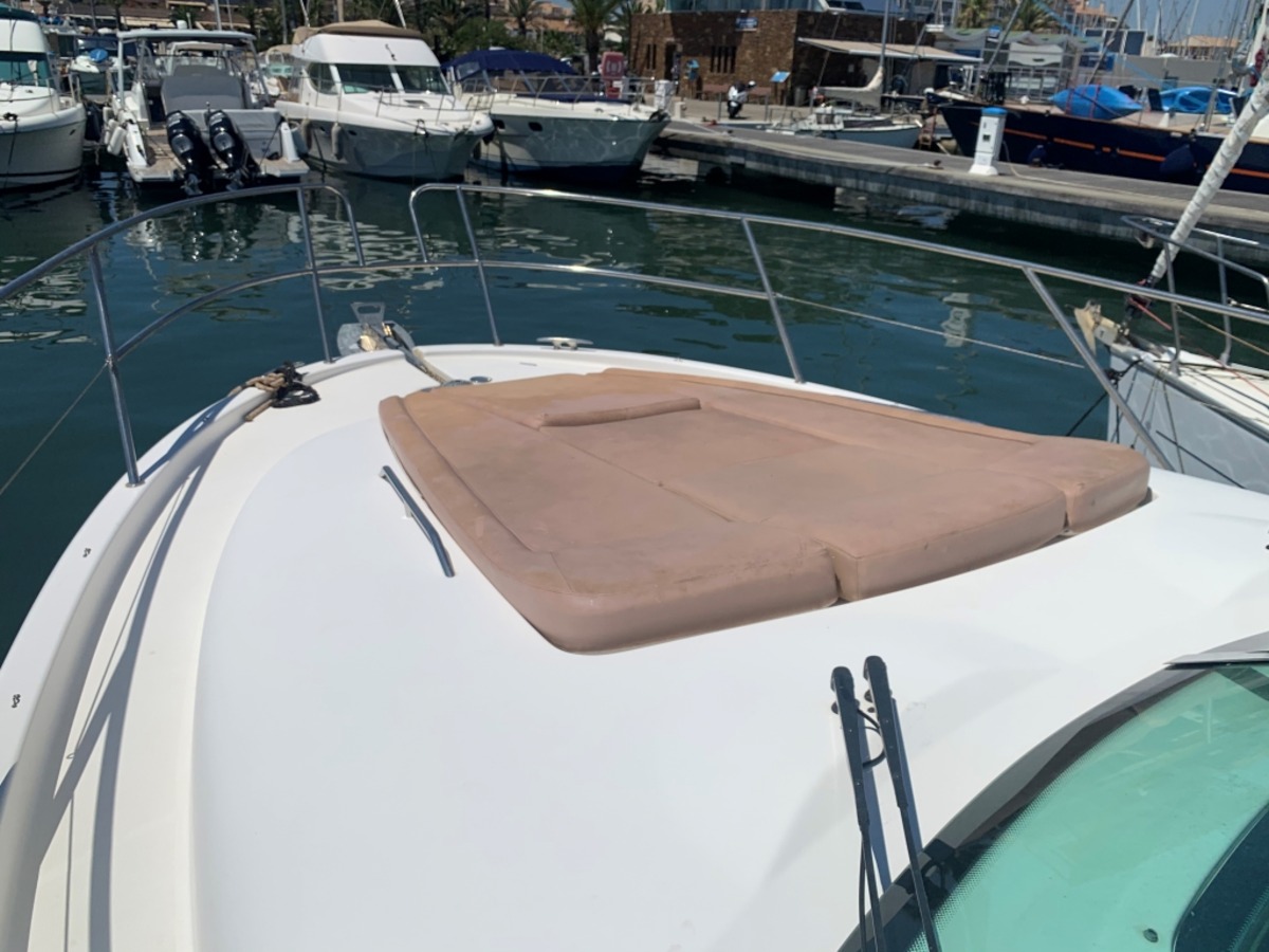 PRESTIGE 34