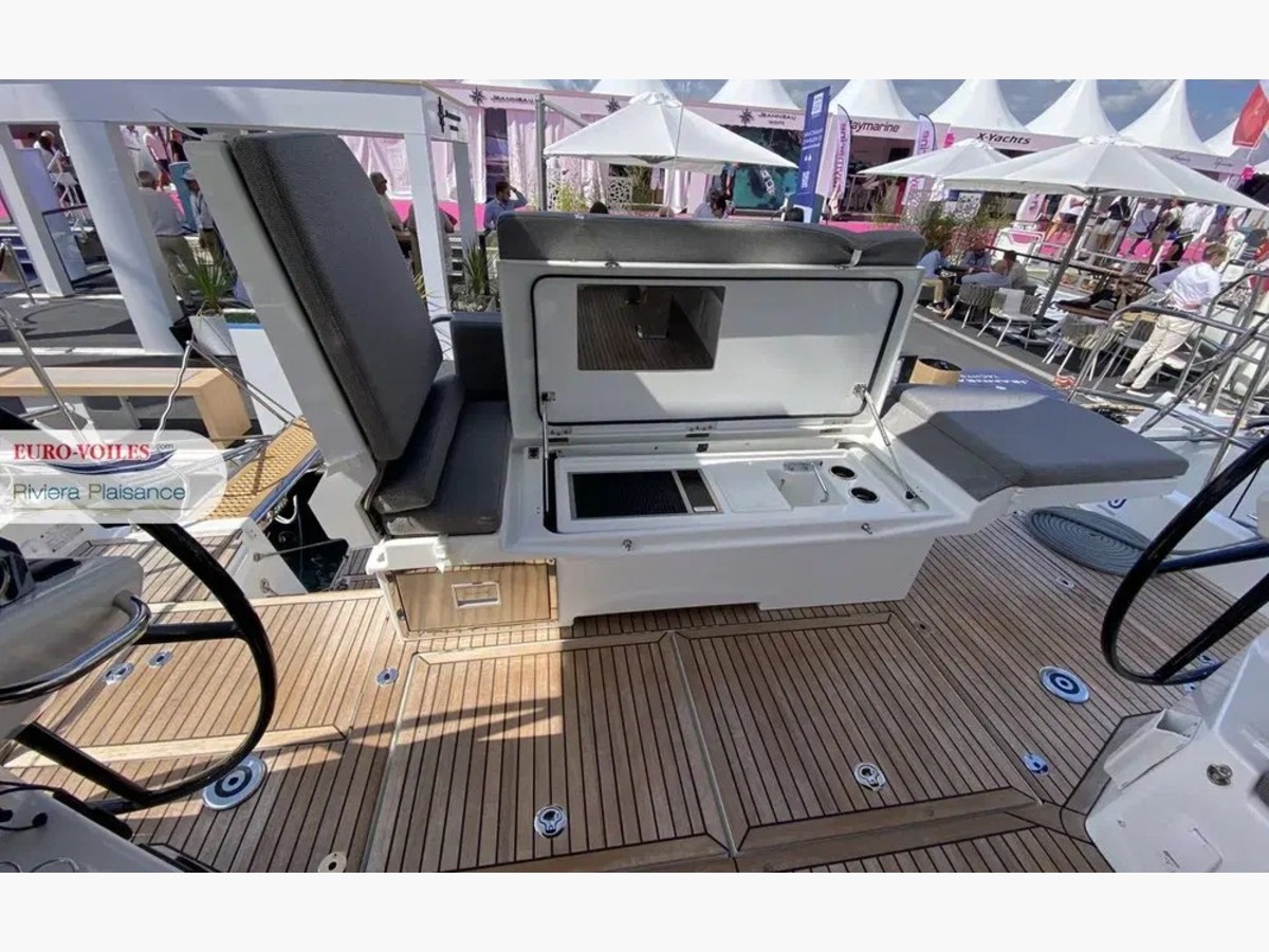 Jeanneau Yatch 60 