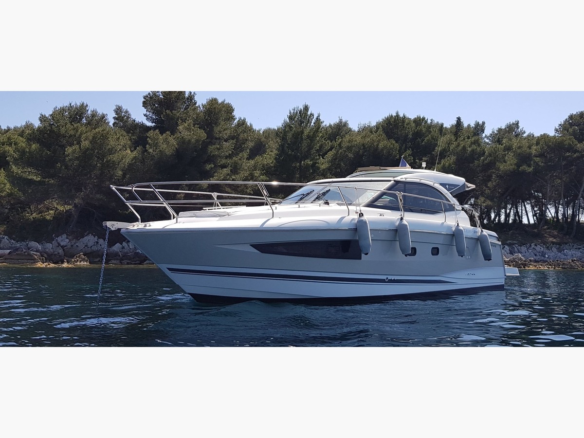 LEADER 36 SPORTOP