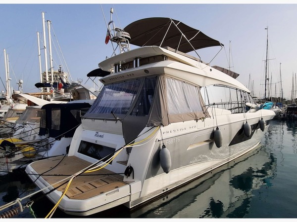 PRESTIGE 520 FLY