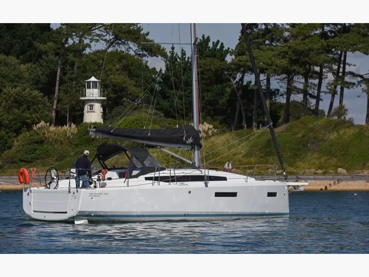 SUN ODYSSEY 380