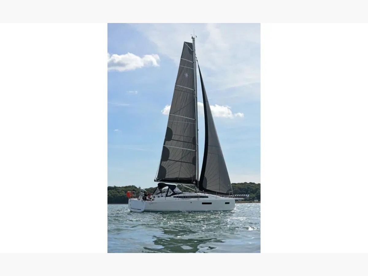 SUN ODYSSEY 380