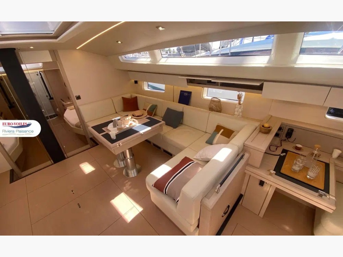 JEANNEAU YACHT 65