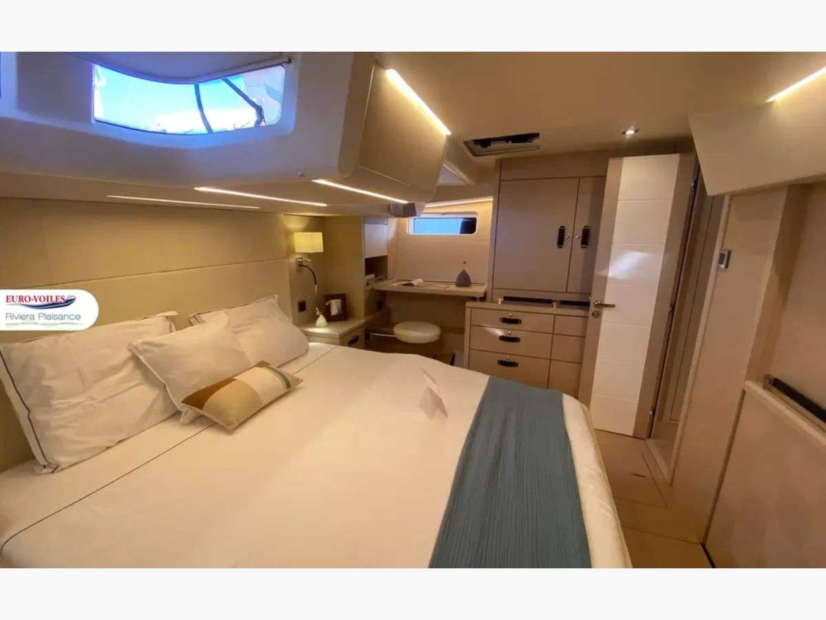 JEANNEAU YACHT 65