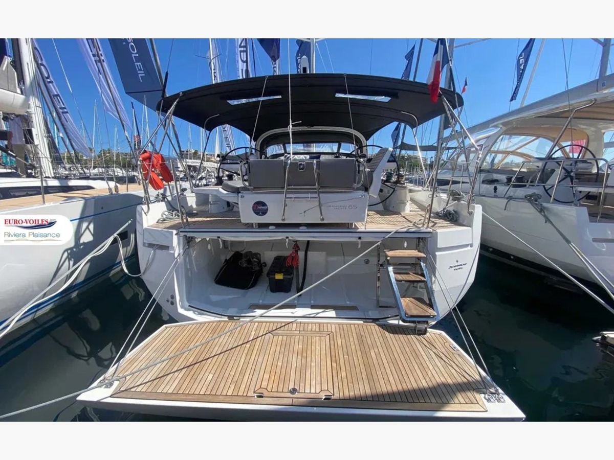 JEANNEAU YACHT 65