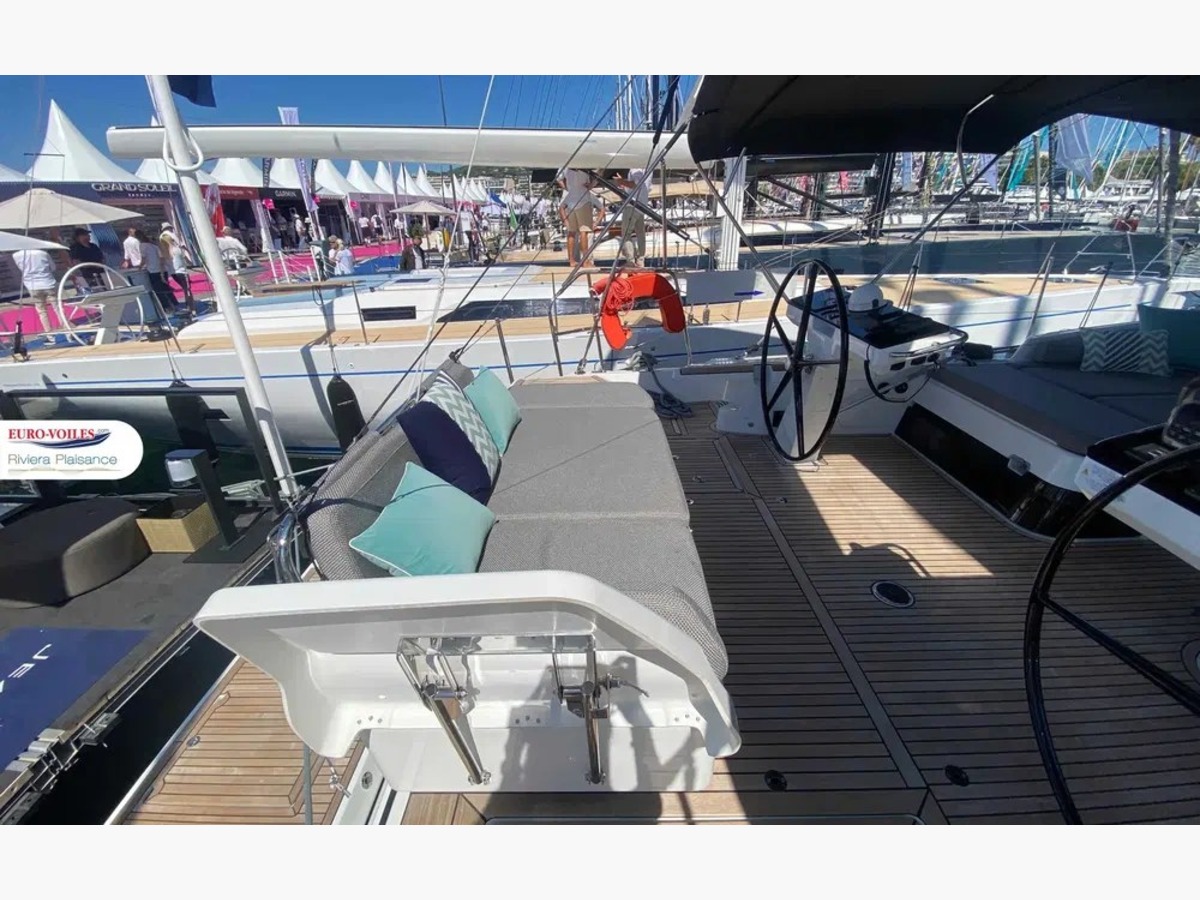 JEANNEAU YACHT 65