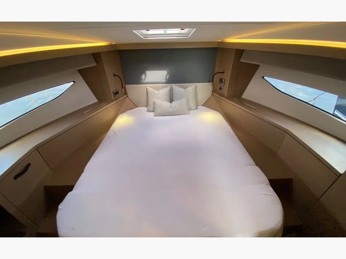 PRESTIGE 420 FLY