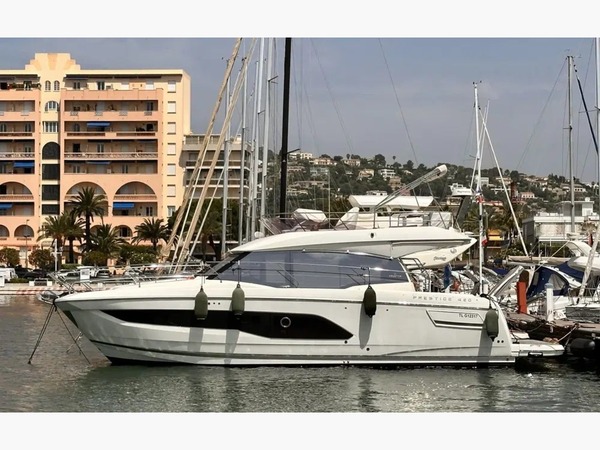 PRESTIGE 420 FLY
