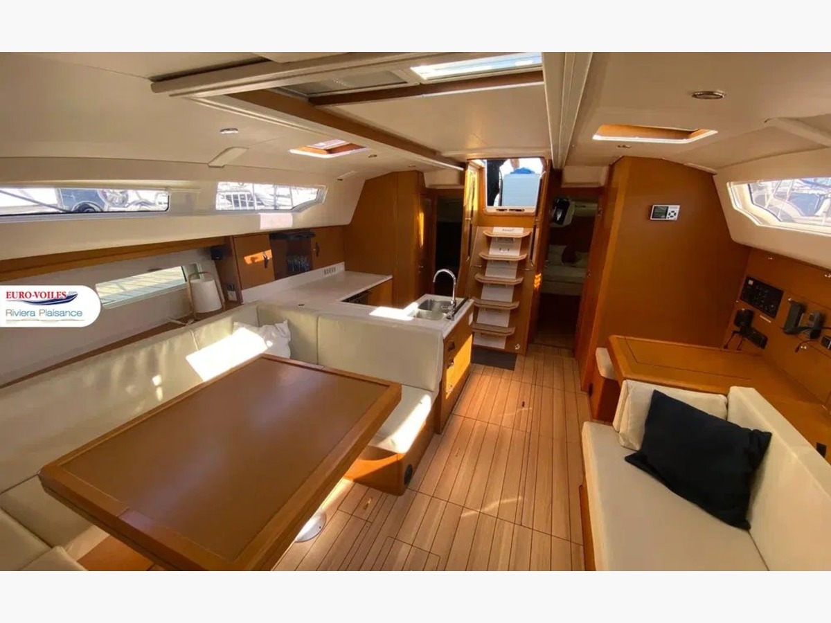 JEANNEAU 51