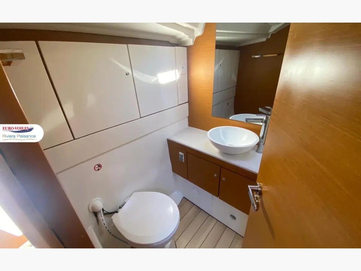 JEANNEAU 51