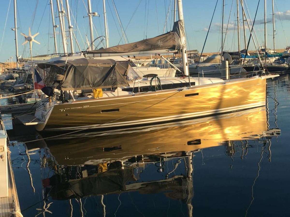 SUN ODYSSEY 389