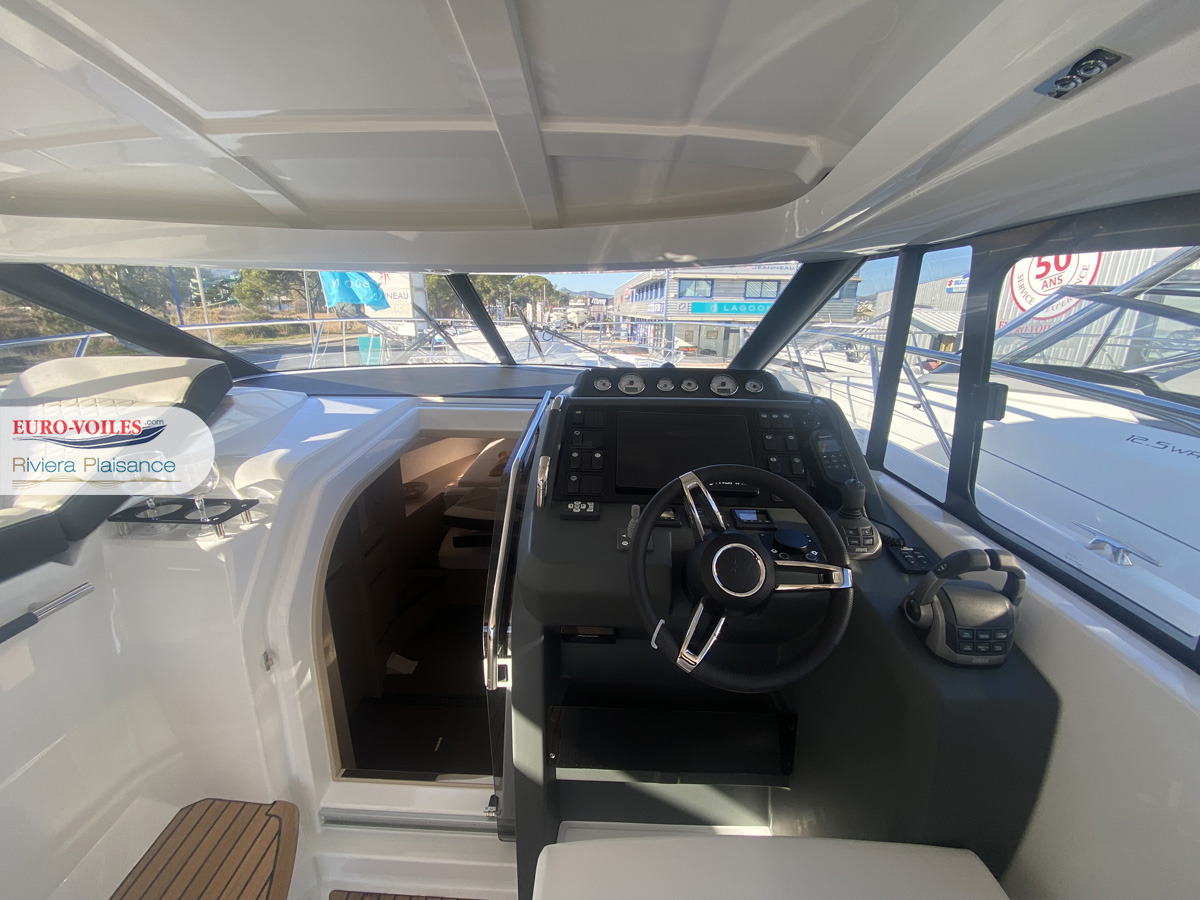 LEADER 36