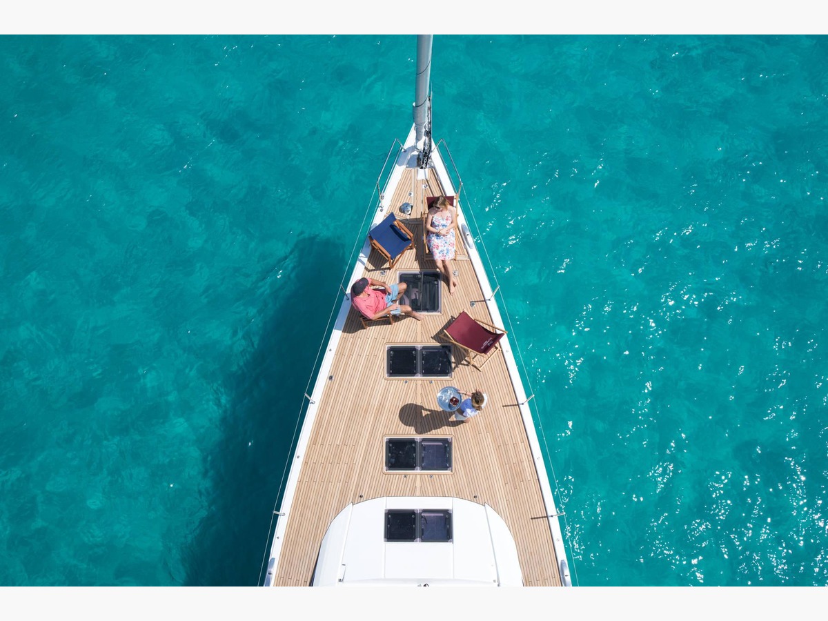 JEANNEAU YACHT 64