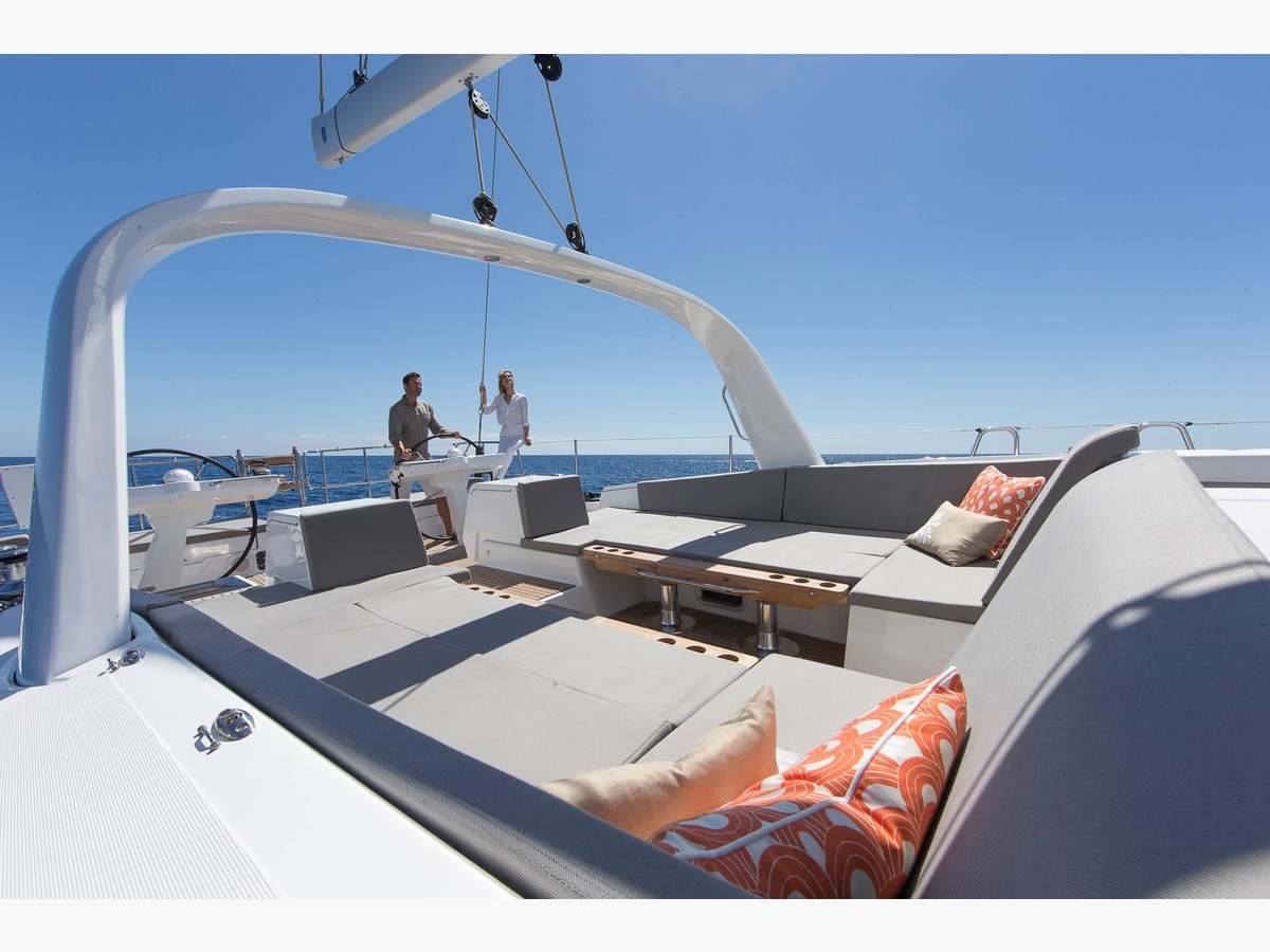 JEANNEAU YACHT 64