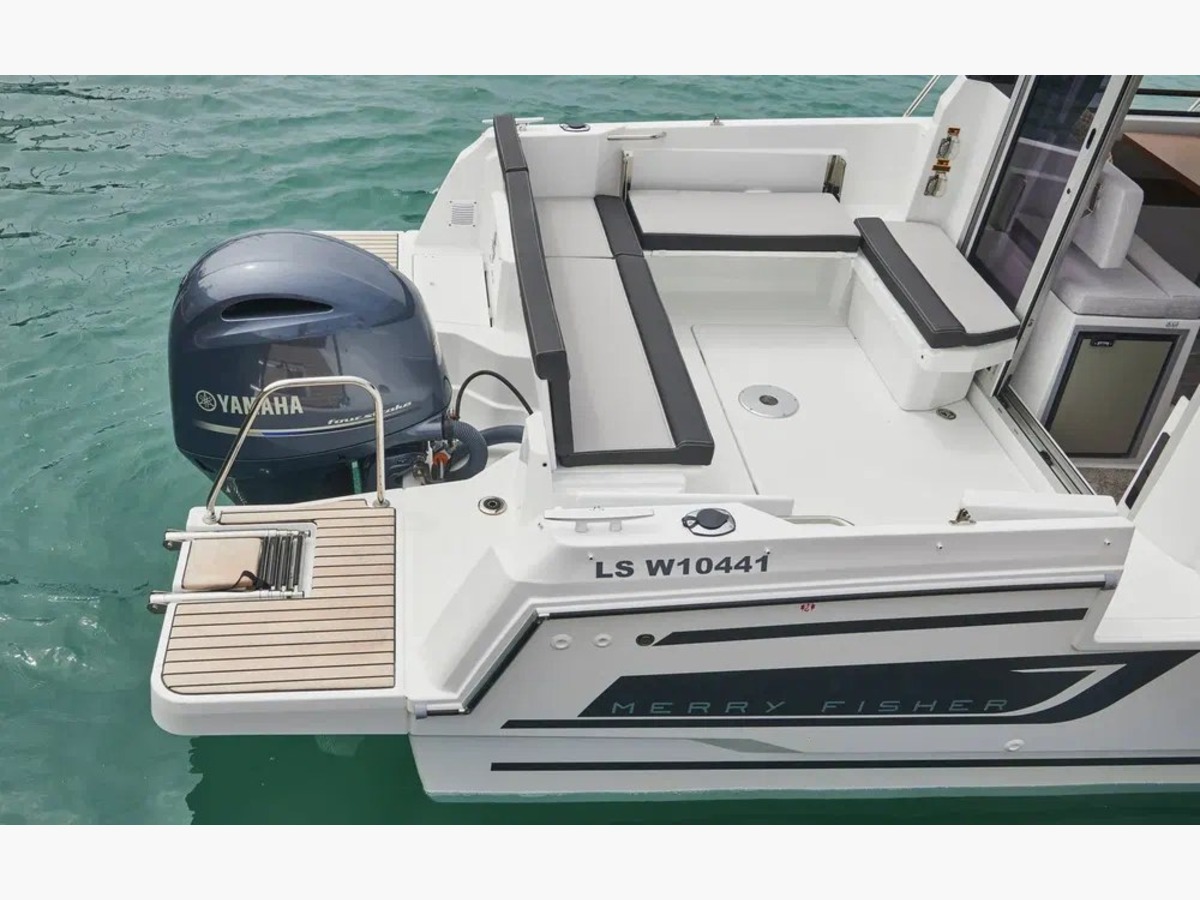 Merry Fisher 795