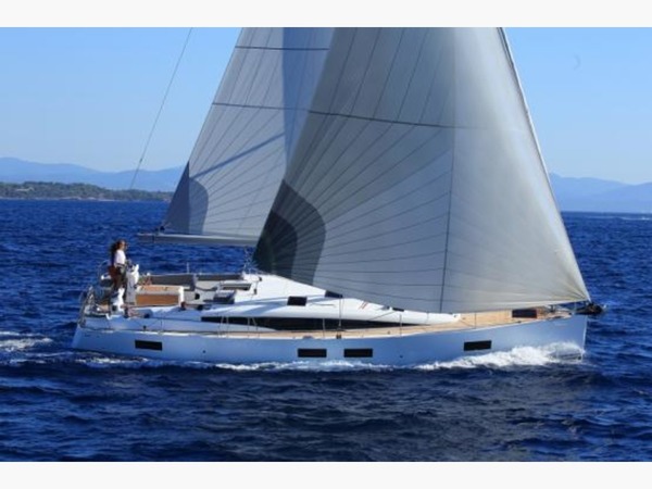 Jeanneau Yacht 51