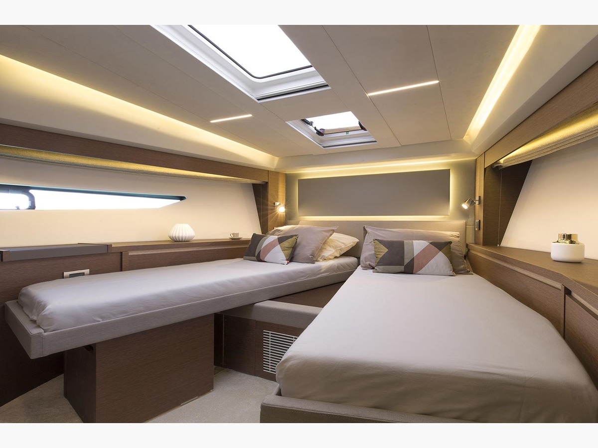 PRESTIGE 520 S
