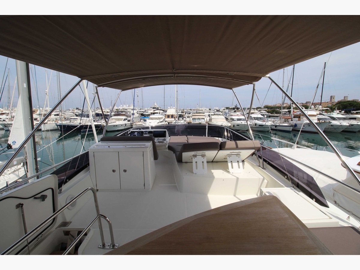 PRESTIGE 560