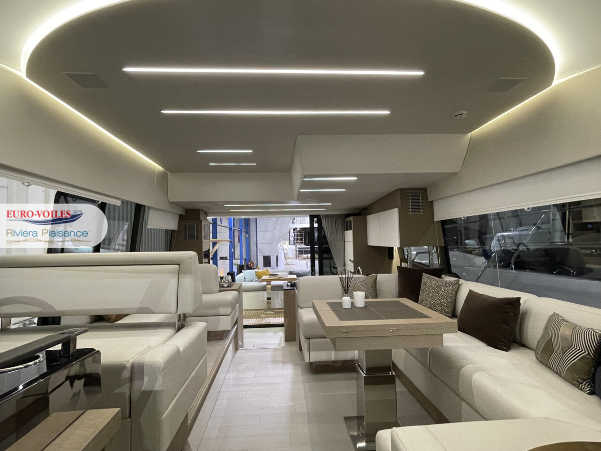 PRESTIGE 520