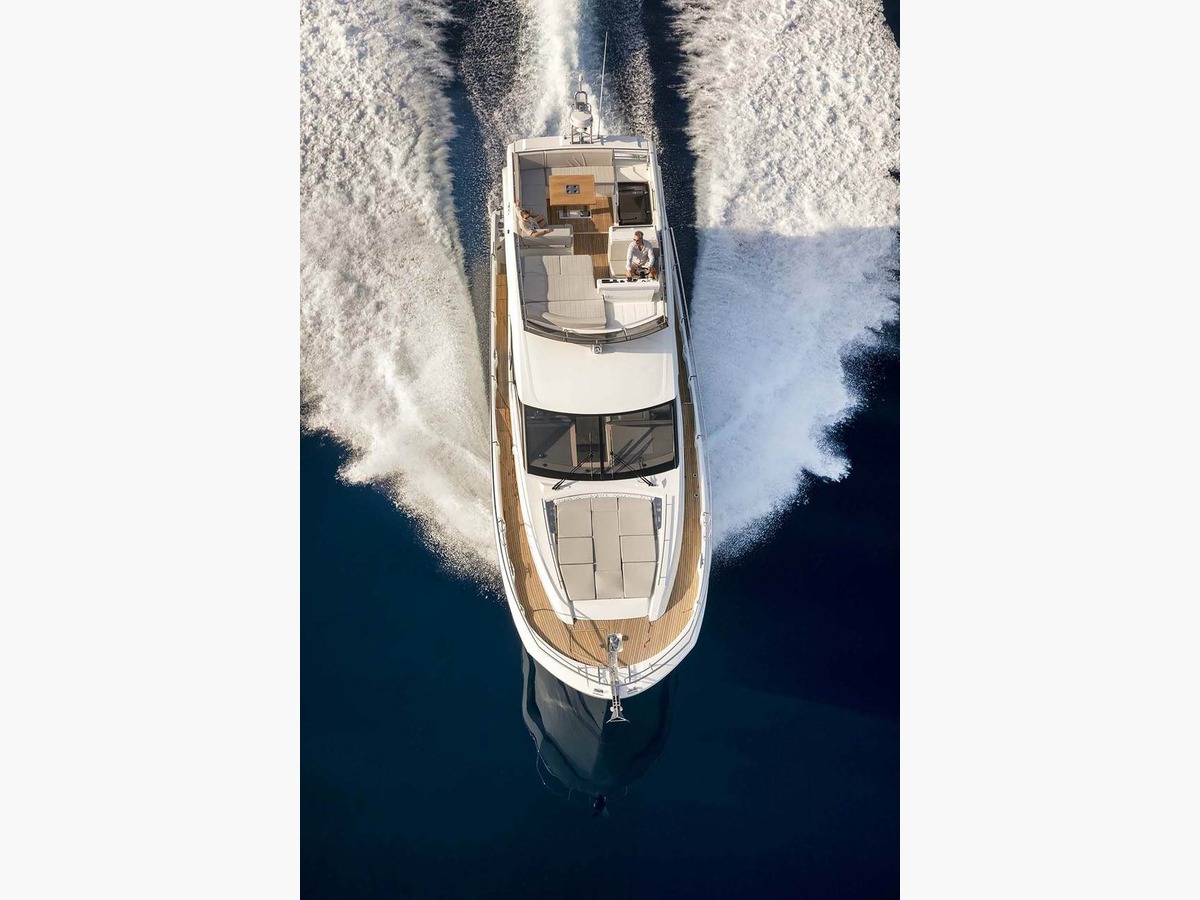 PRESTIGE 520