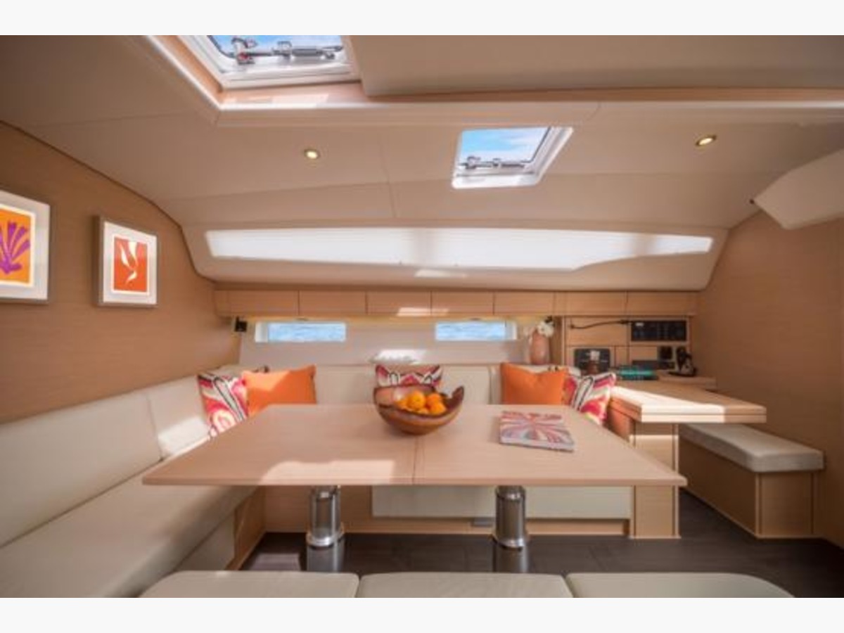JEANNEAU YACHT 54